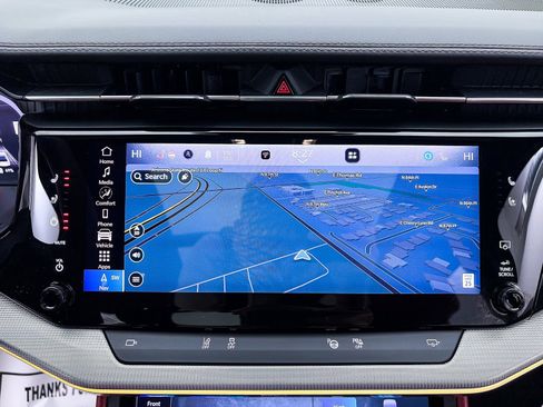 Used 2024 Jeep Wagoneer Launch Edition image 9