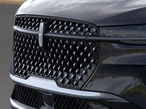 New 2024 Lincoln Nautilus Reserve w/ Equipment Group 203A image 17