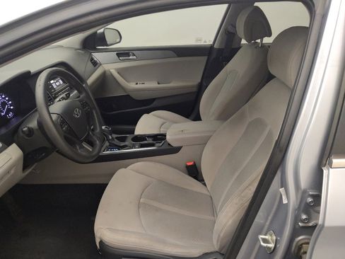 Used 2017 Hyundai Sonata SE FWD image 17