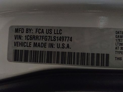 Used 2020 RAM 1500 Tradesman w/ Chrome Appearance Group AWD/4WD image 33