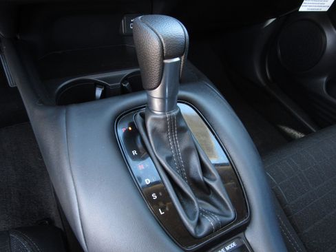 Certified 2024 Honda HR-V LX image 20