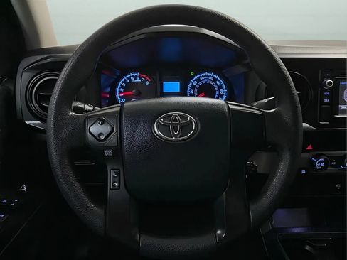 Used 2017 Toyota Tacoma SR w/ Tow Package AWD/4WD image 16