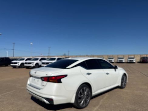 Certified 2023 Nissan Altima 2.5 SL image 15
