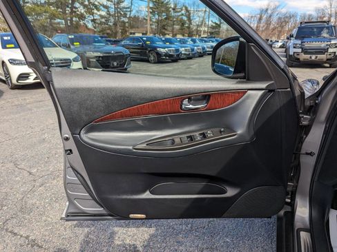 Used 2010 INFINITI EX35 Journey image 11