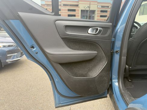 Certified 2023 Volvo XC40 Recharge Plus image 31