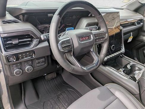 New 2026 GMC Yukon Elevation w/ Elevation Premium Package image 3