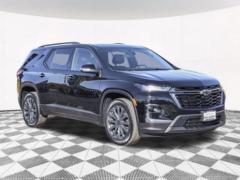 Used 2023 Chevrolet Traverse RS w/ LPO, Floor Liner Package image 10