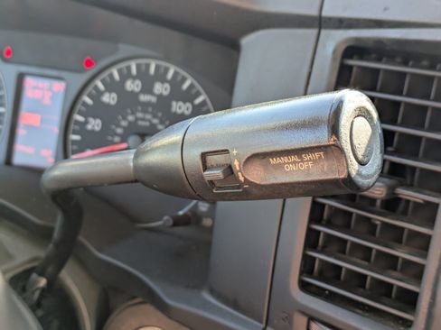 Used 2016 Nissan NV 2500 SV w/ Technology Package image 29