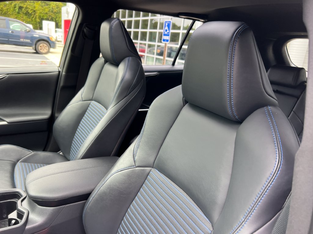 Used 2019 Toyota RAV4 XSE w/ Carpet Mat Package AWD/4WD image 10