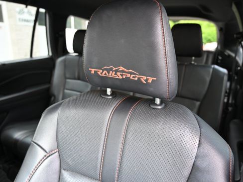 Used 2022 Honda Pilot TrailSport image 17