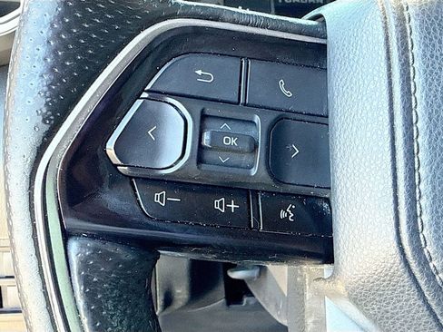 Used 2022 Toyota Tundra Limited w/ TRD Off-Road Package AWD/4WD image 35