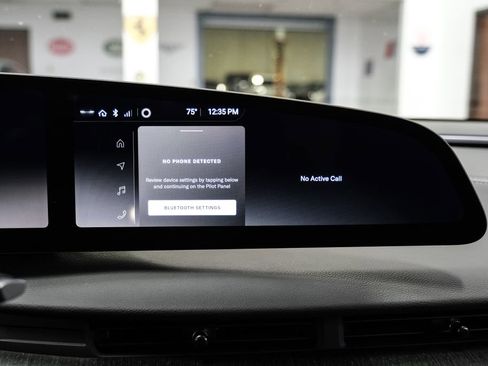 Used 2024 Lucid Air Touring AWD/4WD image 32