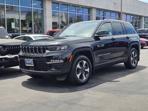 Used 2024 Jeep Grand Cherokee Limited 4xe AWD/4WD image 4