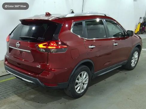 Used 2020 Nissan Rogue SV FWD image 2