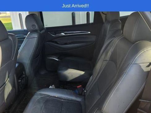 Used 2020 Buick Enclave Essence w/ Sound and Sites Package FWD image 10