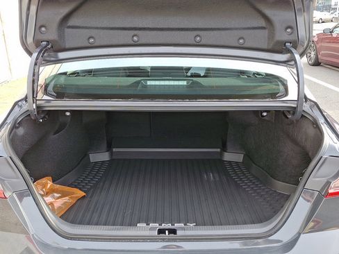 Used 2026 Toyota Camry SE image 28