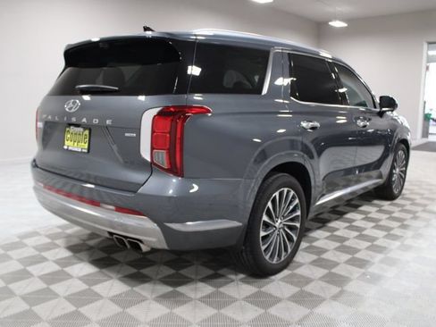 Used 2025 Hyundai Palisade Calligraphy AWD/4WD image 12