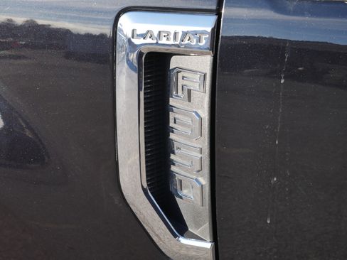 Certified 2022 Ford F350 Lariat w/ Lariat Ultimate Package image 19