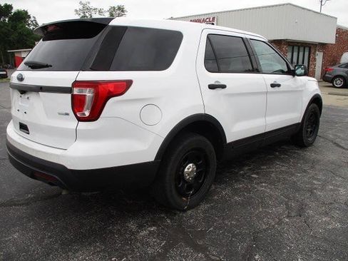 Used 2017 Ford Explorer 4WD Police Interceptor w/ Ready For The Road Package image 9