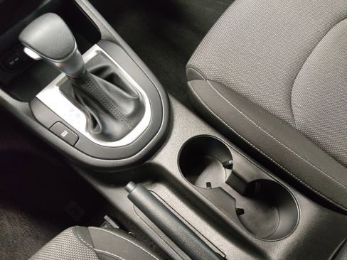 Used 2023 Kia Forte LXS image 26