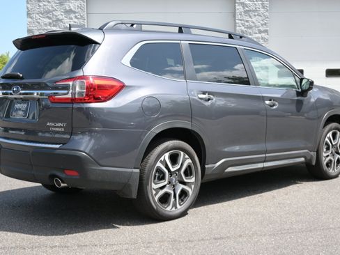 Used 2026 Subaru Ascent Touring AWD/4WD image 9