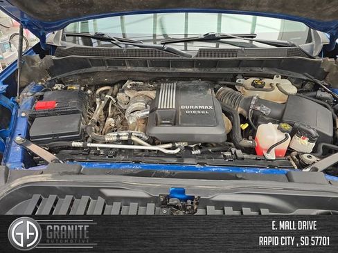 Used 2022 Chevrolet Silverado 1500 LT w/ Z71 Off-Road Package AWD/4WD image 21
