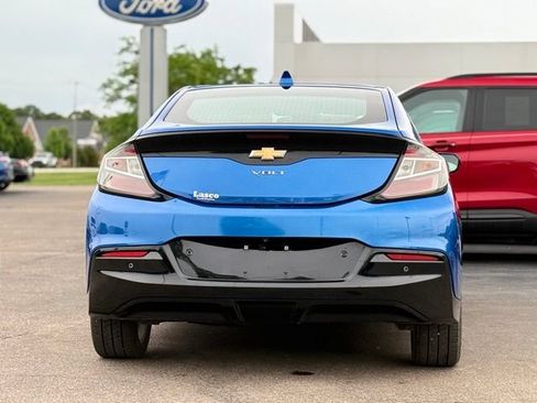 Used 2018 Chevrolet Volt Premier w/ Driver Confidence Package FWD image 41