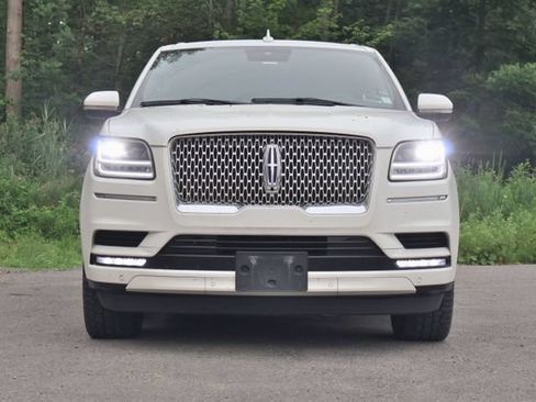 Used 2021 Lincoln Navigator Reserve AWD/4WD image 9