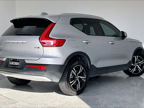 Certified 2023 Volvo XC40 B5 Core w/ Protection Package Premier image 2