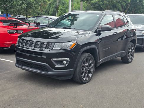Used 2021 Jeep Compass Latitude AWD/4WD image 1
