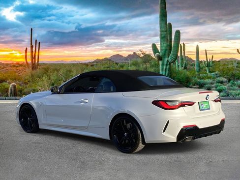Used 2023 BMW M440i Convertible w/ Premium Package image 5