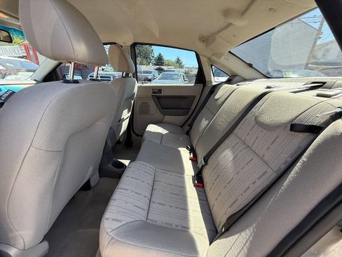 Used 2008 Ford Focus SE image 14