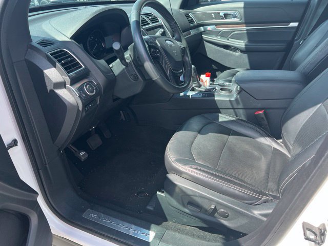 Used 2019 Ford Explorer Limited w/ Class III Trailer Tow Package FWD image 8