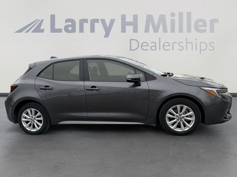 Used 2024 Toyota Corolla SE image 9