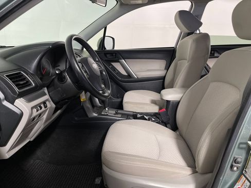 Used 2016 Subaru Forester 2.5i Premium w/ All-Weather Package AWD/4WD image 12