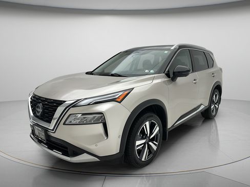 Used 2023 Nissan Rogue Platinum w/ Platinum Premium Package AWD/4WD image 3