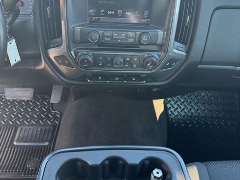 Used 2018 Chevrolet Silverado 1500 LT w/ All Star Edition image 34