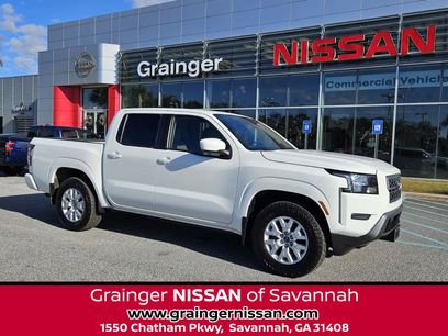 Used 2022 Nissan Frontier SV w/ Technology Package