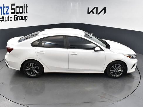 Certified 2023 Kia Forte LXS w/ LXS Technology Package FWD image 14