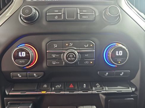 Used 2020 Chevrolet Silverado 1500 RST w/ All-Star Edition image 27