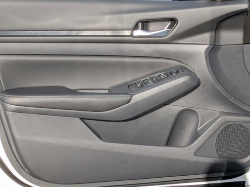 New 2025 Nissan Altima 2.5 SV image 12