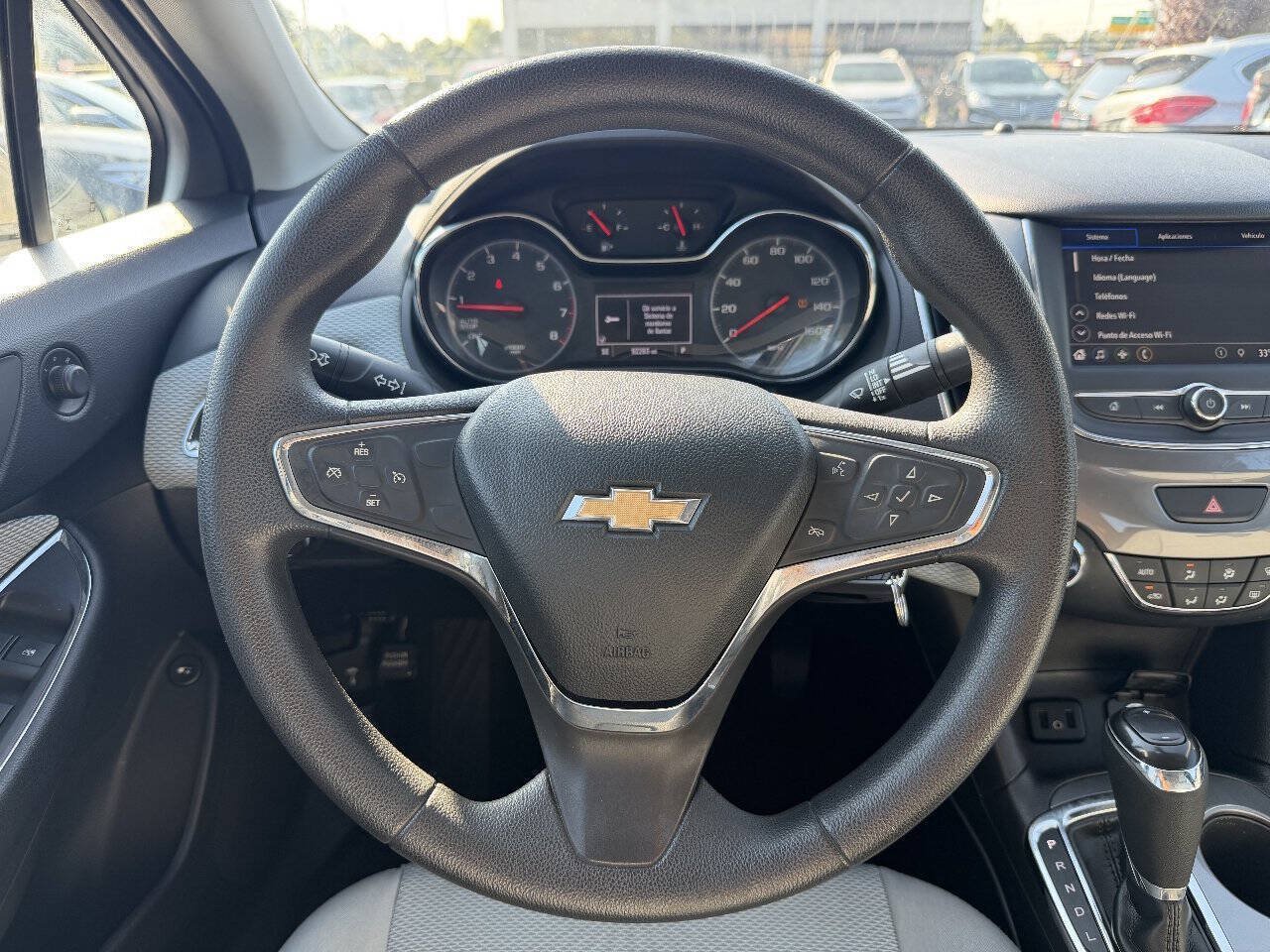 Used 2019 Chevrolet Cruze LT FWD image 19