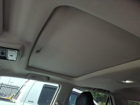Used 2024 Toyota 4Runner Limited AWD/4WD image 6