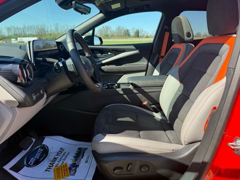 Used 2025 Chevrolet Blazer EV SS w/ Performance Package image 31