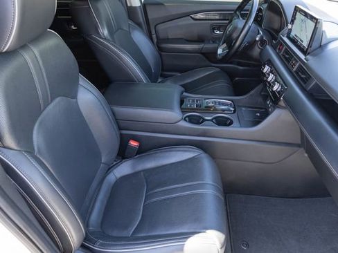 Used 2023 Honda Pilot Elite image 22