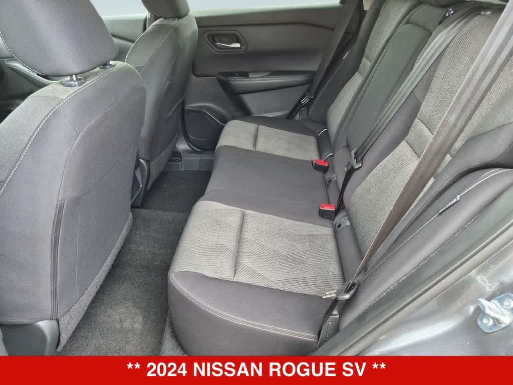 Used 2024 Nissan Rogue SV FWD image 18
