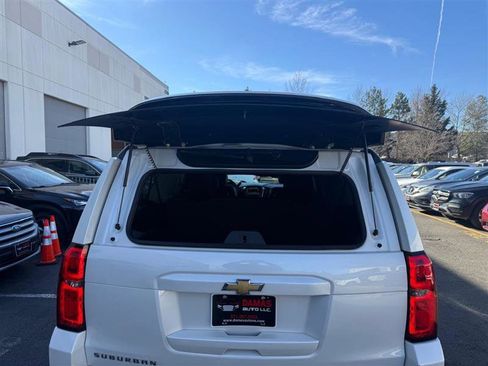 Used 2019 Chevrolet Suburban LT image 54