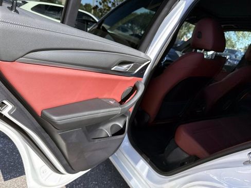 Used 2024 BMW X3 M40i image 13