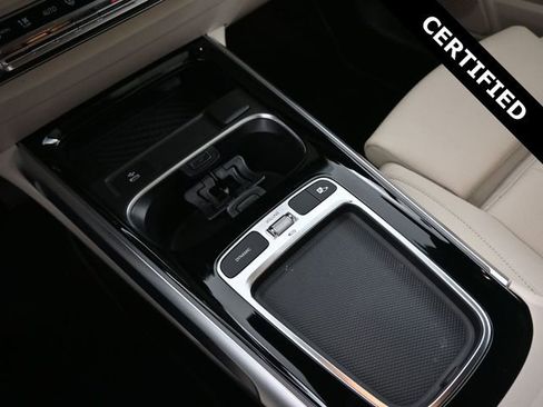 New 2025 Mercedes-Benz GLB 250 image 33