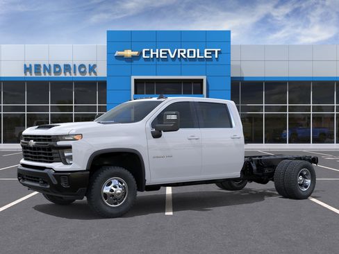 New 2026 Chevrolet Silverado 3500 W/T w/ WT Convenience Package AWD/4WD image 2